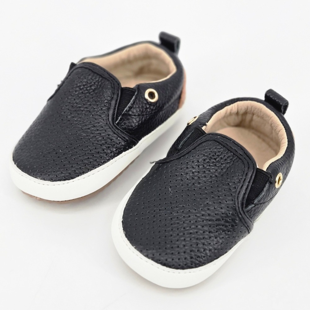 Little Love Bug Quinn Black Leather Wide Toe Box Infant Slip On Loafer 3 NWOT
